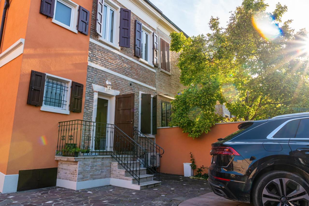 Вилла Gold Maison Феррара Экстерьер фото